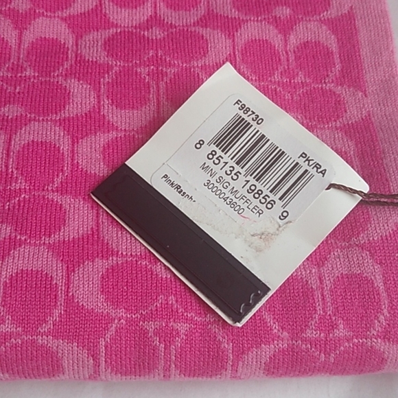 Coach F98730 Mini Signature Muffler Scarf, Pink/Raspberry - Picture 4 of 8